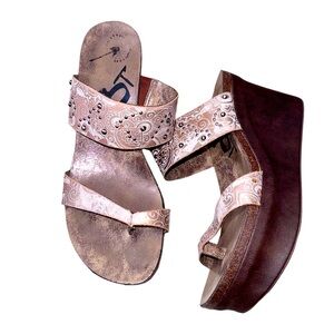 OTBT Beachcomber metallic thong wedges women’s shoes size 8.5